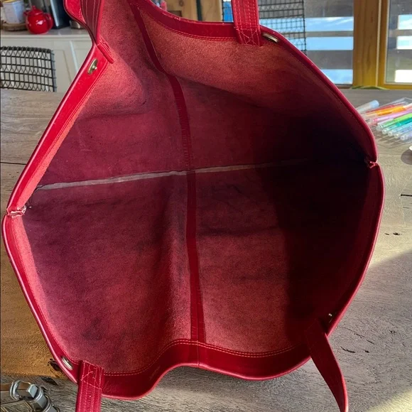 Crouch & Fitzgerald New York Oversized Red Leather Tote - Picture 13 of 17